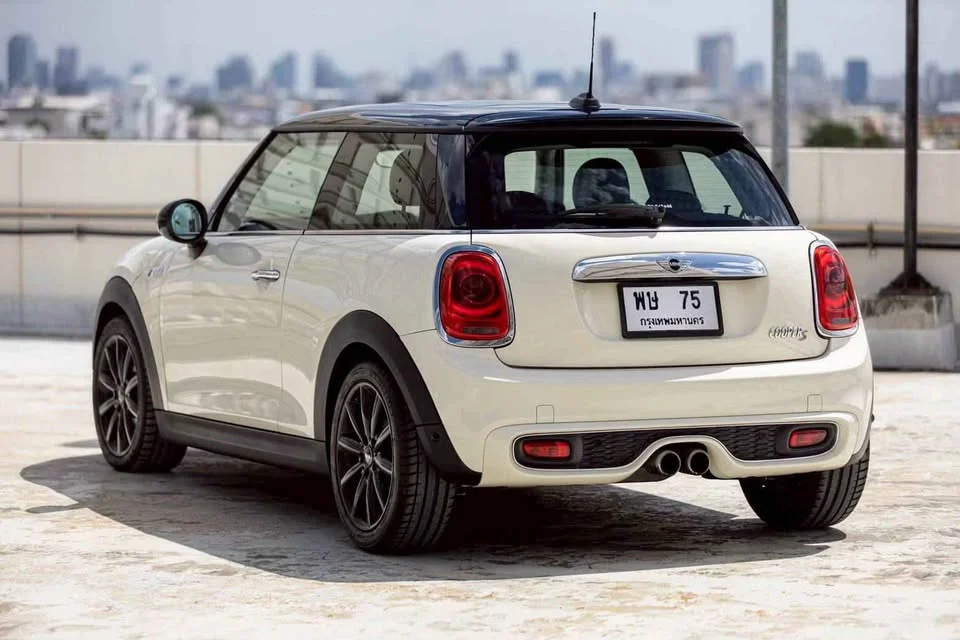 2014 Mini Hatch  III 3