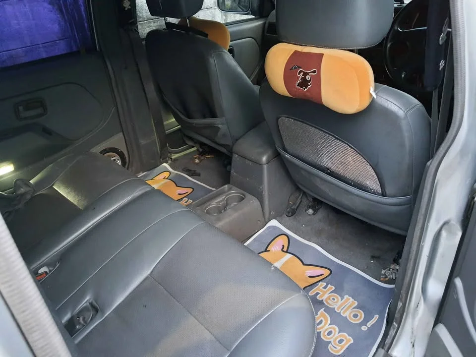 2002 Isuzu TR Grand Adventure I 2