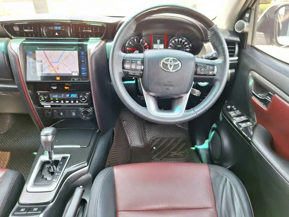 2016 Toyota Fortuner II 3