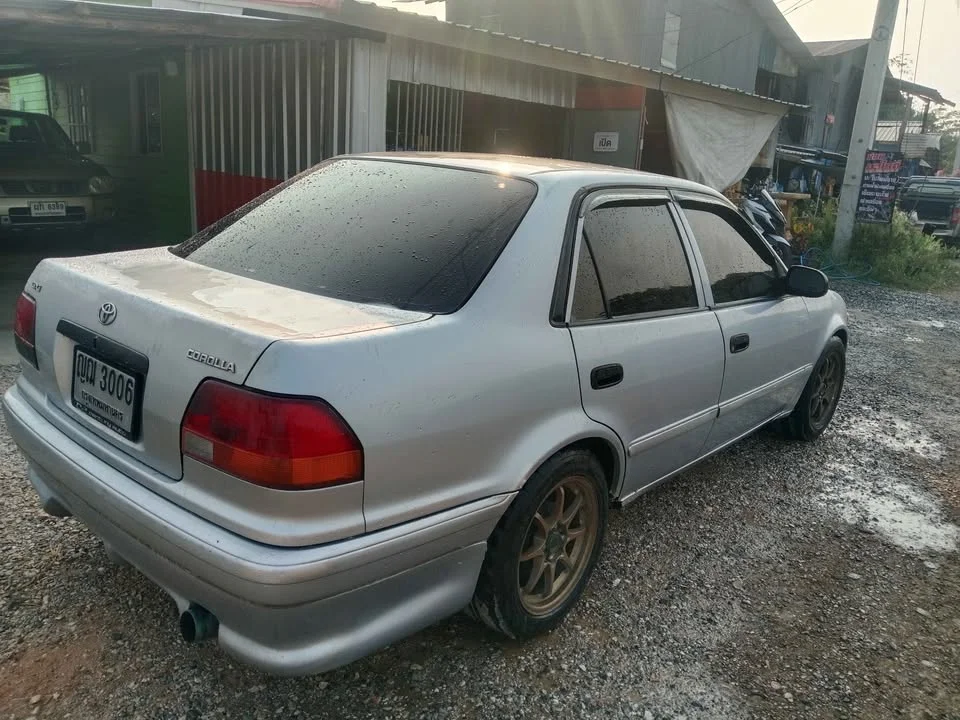 1997 Toyota Corolla Altis VIII (E110) 3