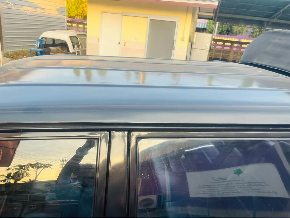 1994 Mitsubishi Triton II 3