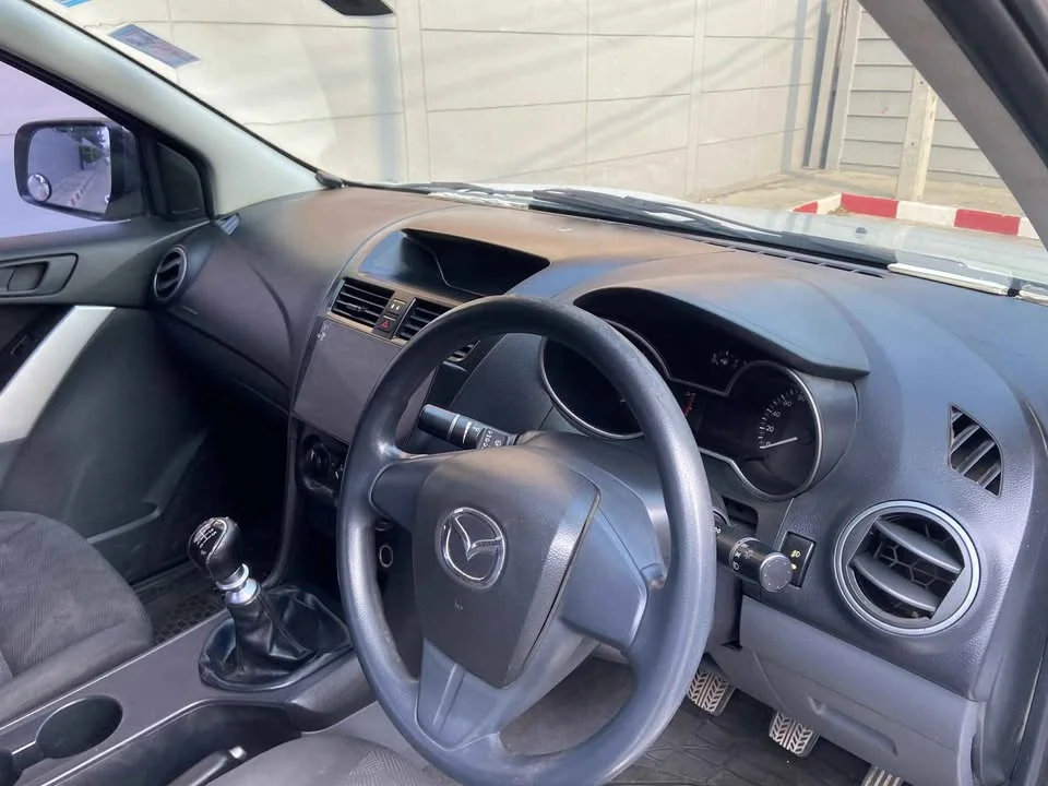2012 Mazda BT-Series II 2