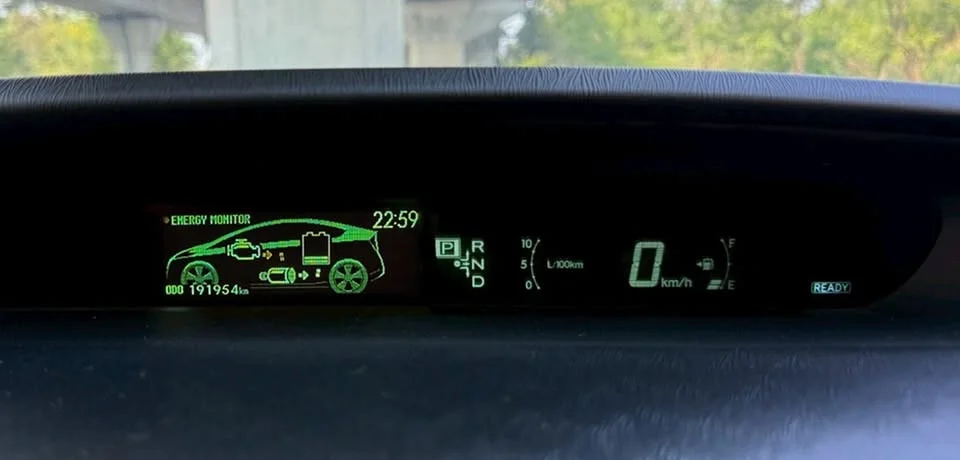 2011 Toyota Prius III 2