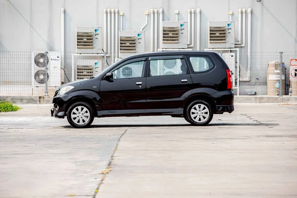 2011 Toyota Avanza I 2