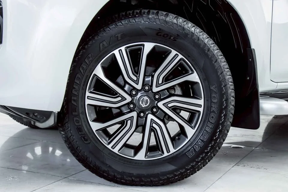 2019 Nissan Terra 3