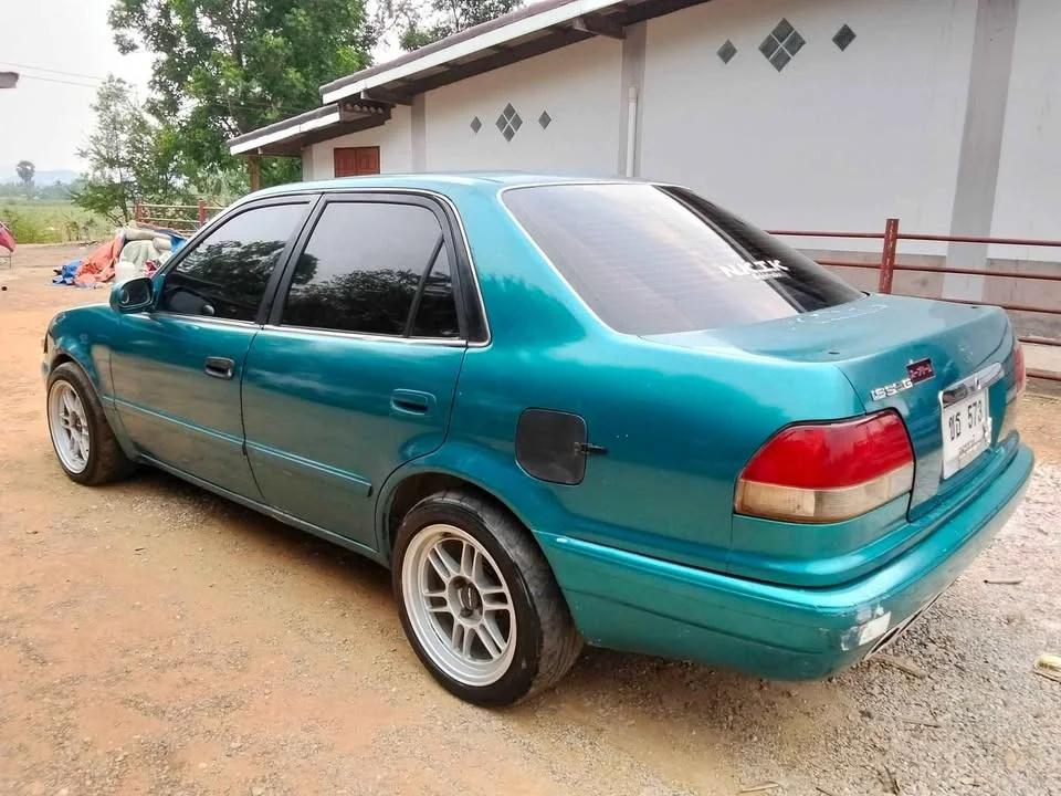 1997 Toyota Corolla Altis VIII (E110) 3