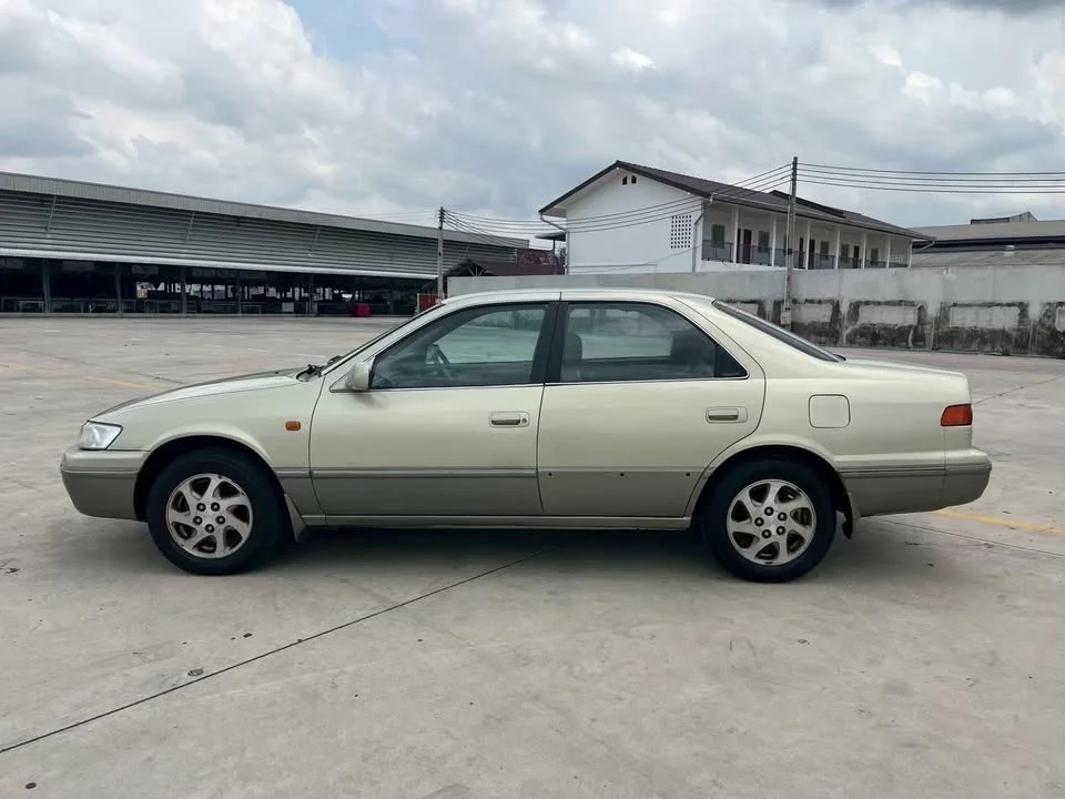 1999 Toyota Camry IV (XV20) 3