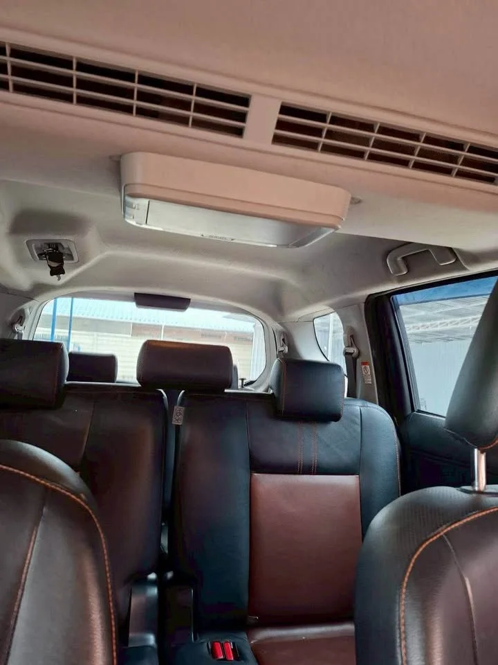 2017 Toyota Sienta II 3