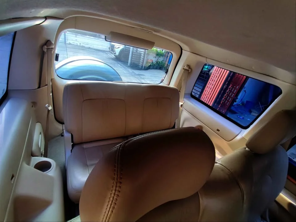 2010 Ford Everest I 3
