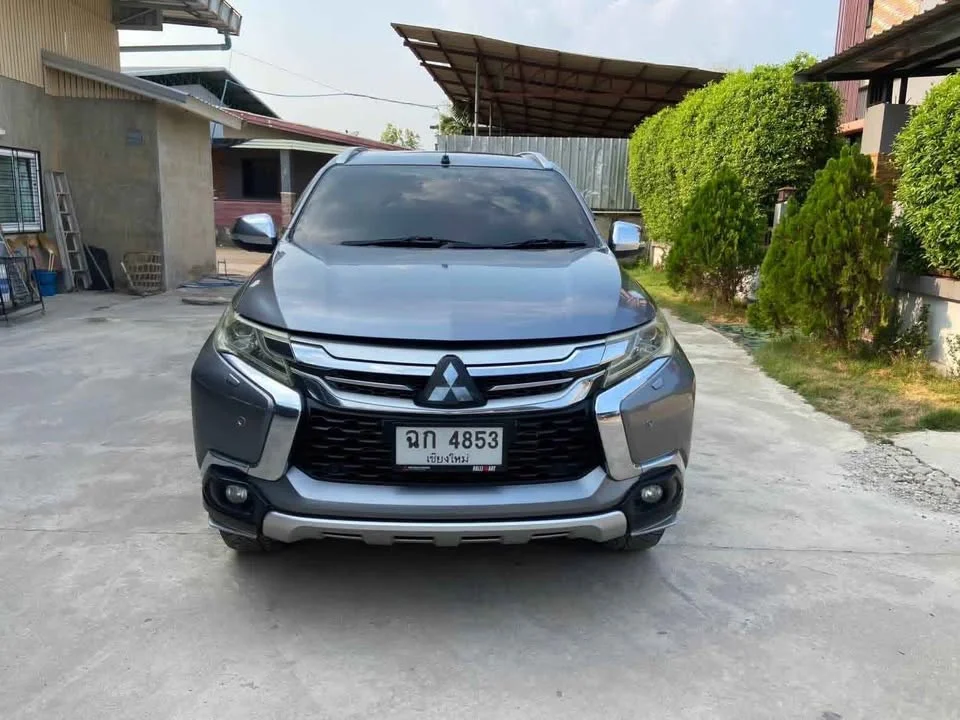 2015 Mitsubishi Pajero Sport III 2