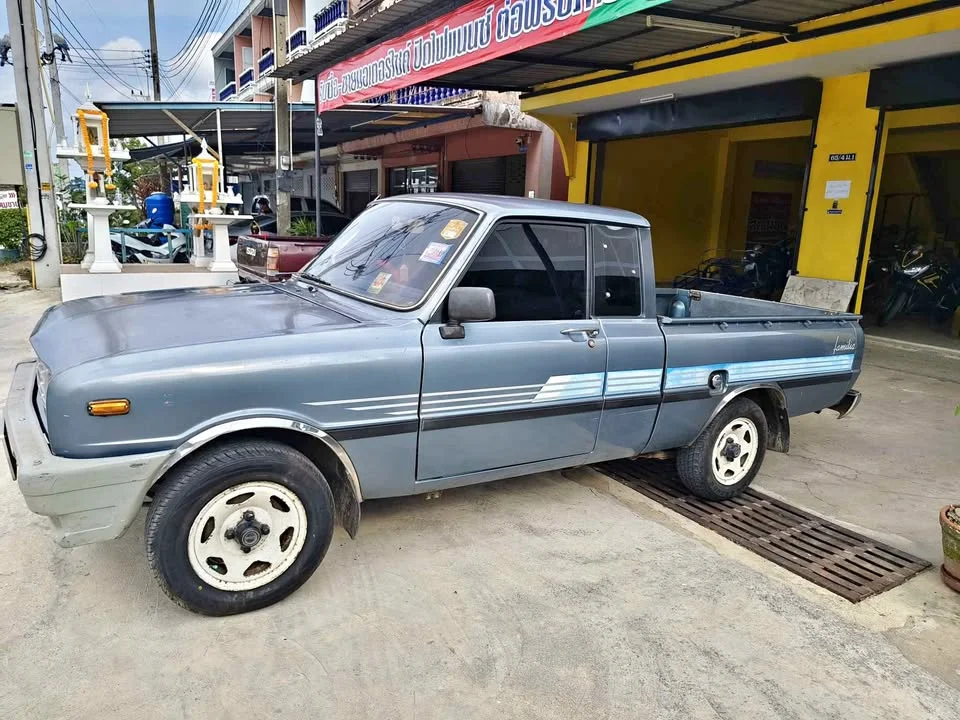 1980 Mazda B-series (Familia) III 3
