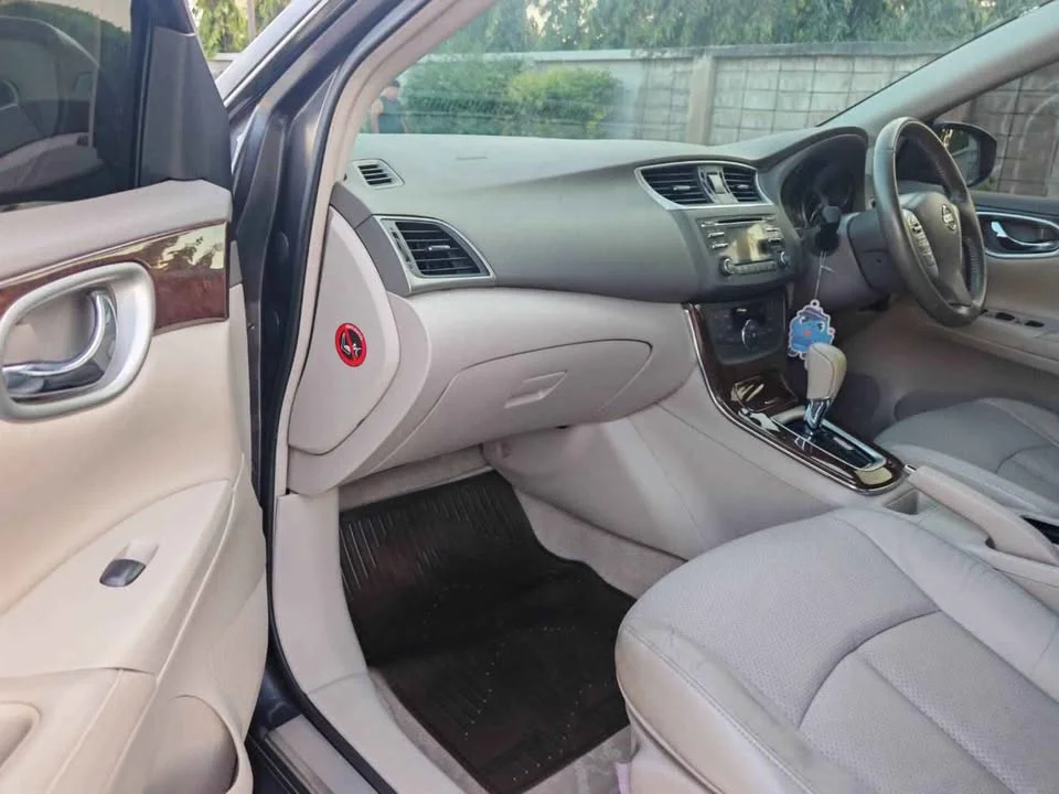 2012 Nissan Sylphy III (B17) 3