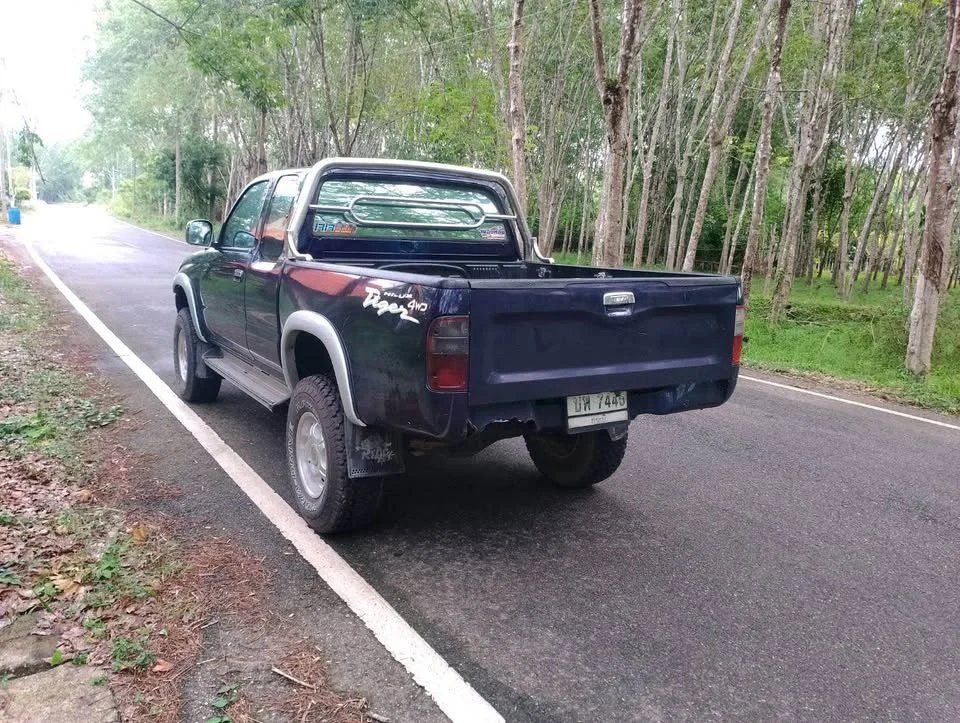 1998 Toyota Hilux Tiger VI 2