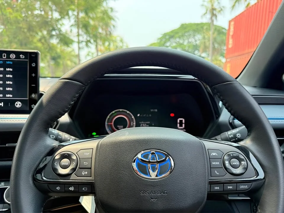 2025 Toyota Yaris Cross AC200 3