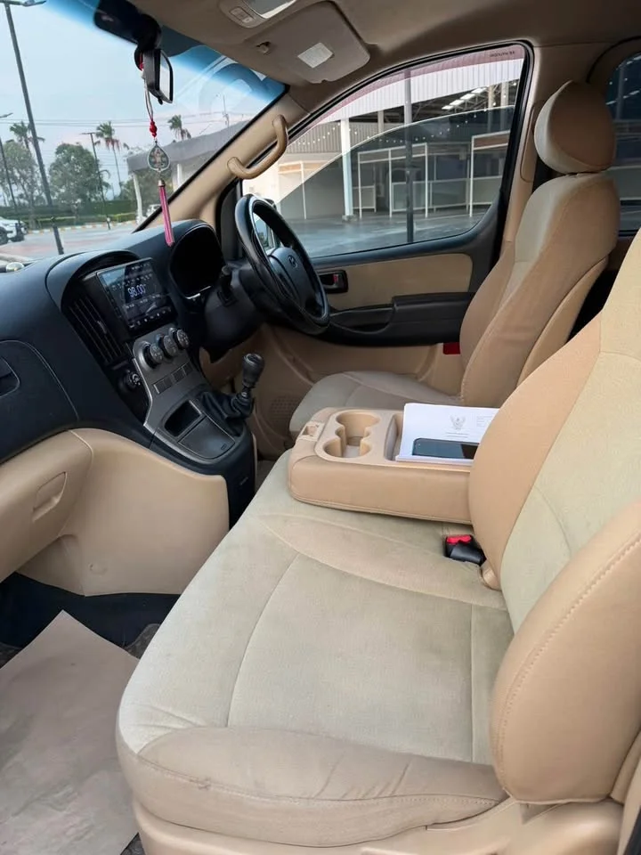 2012 Hyundai H-1 II 3