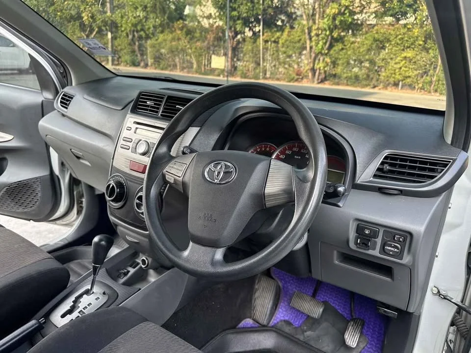 2012 Toyota Avanza II 3