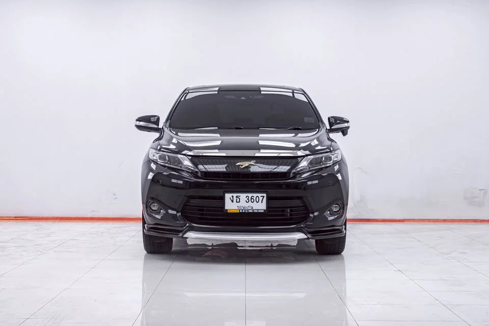 2014 Toyota Harrier III 2