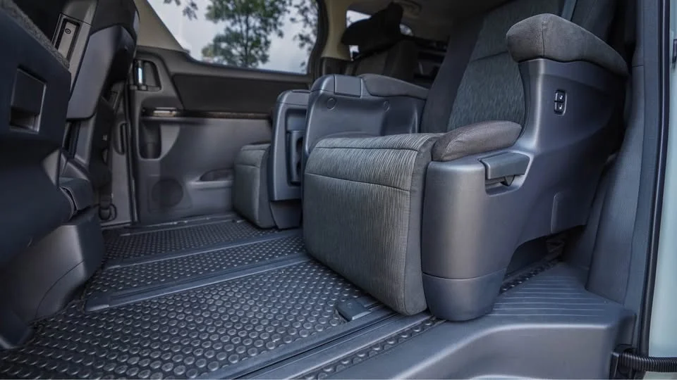 2014 Toyota Alphard, Vellfire II (AH20) 3