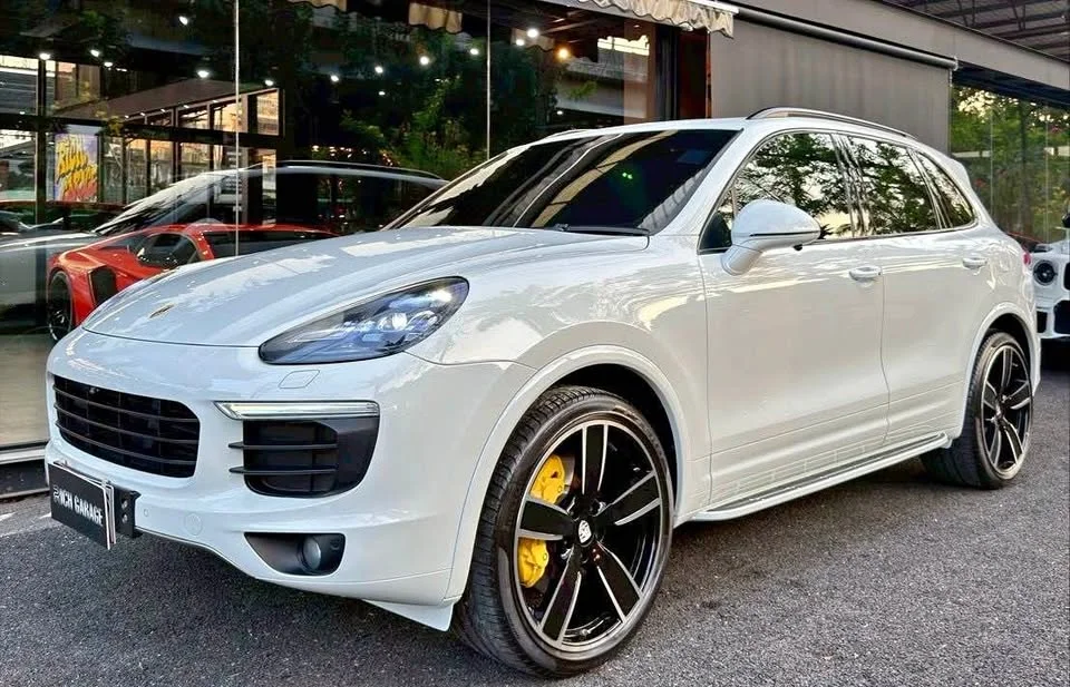 2015 Porsche Cayenne II 2