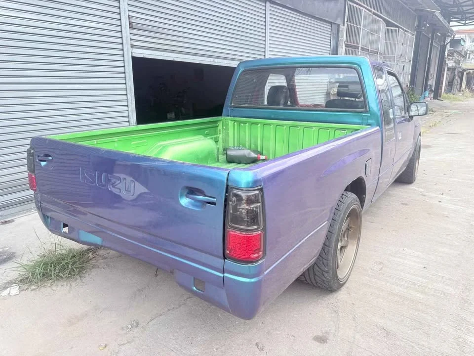 1993 Isuzu TFR III 2