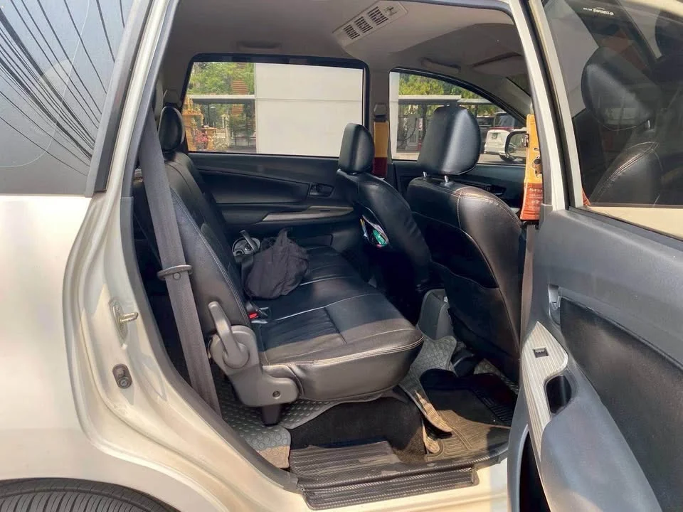 2013 Toyota Avanza II 2