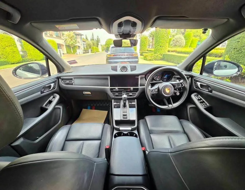 2022 Porsche Macan I 2