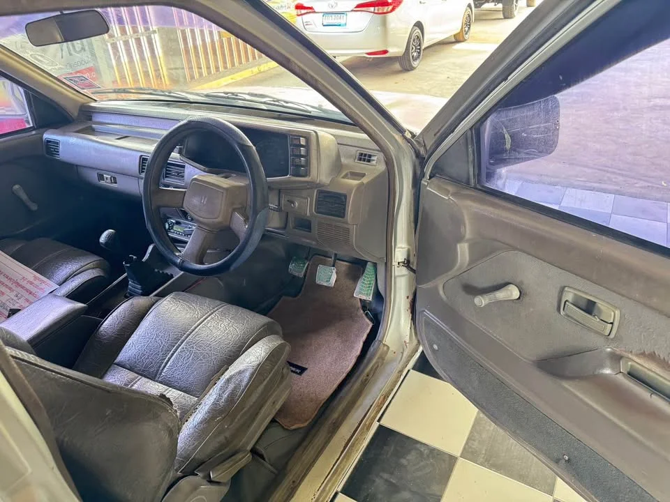 1989 Isuzu Faster Dragon Eyes III 2