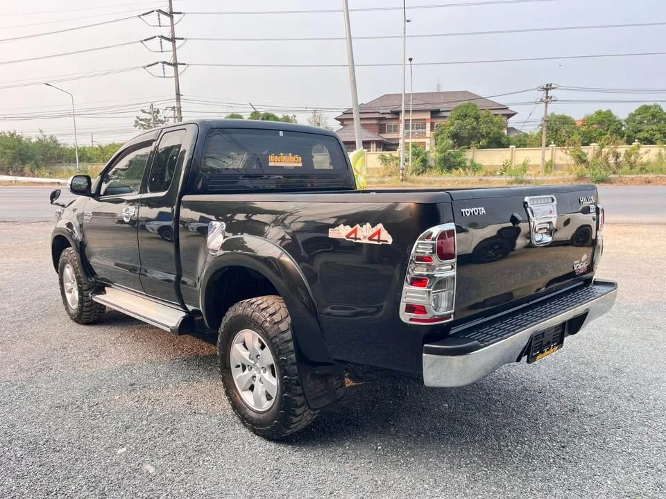 2014 Toyota Hilux VII 2