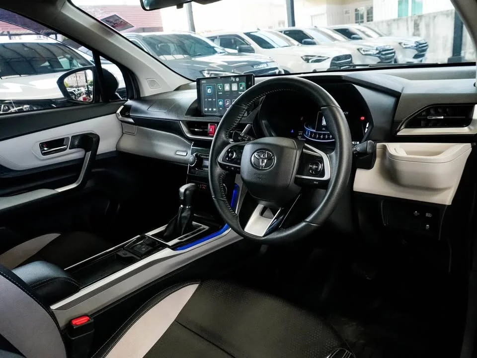 2023 Toyota Veloz III 3