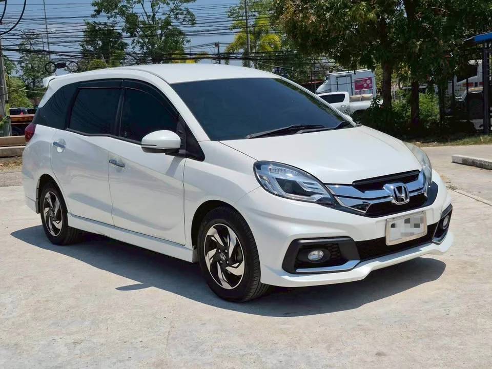 2014 Honda Mobilio II 2