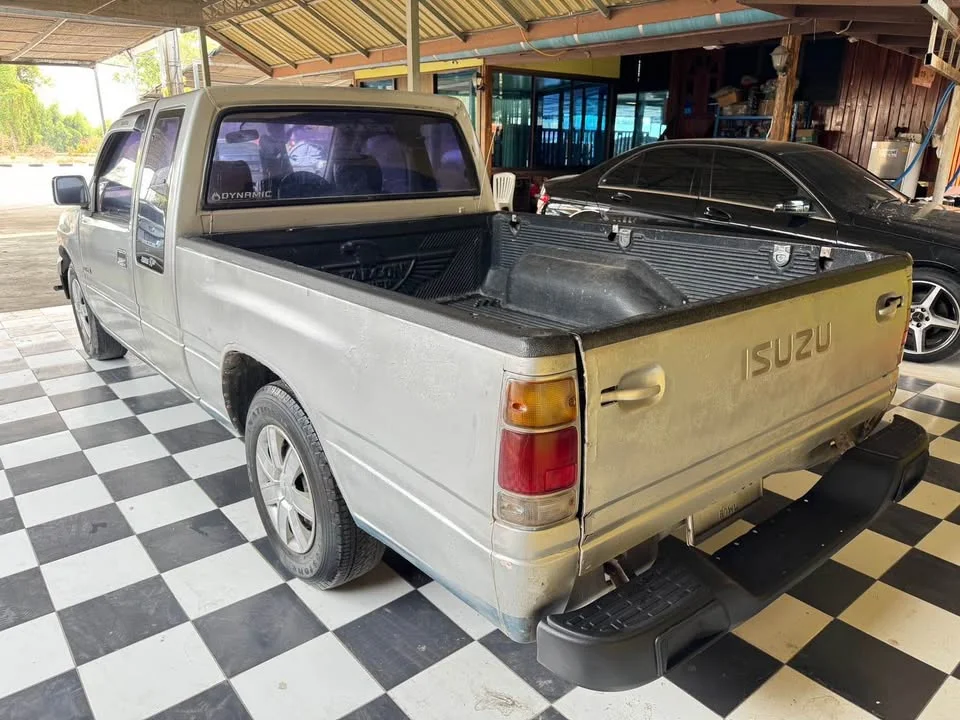 1989 Isuzu Faster Dragon Eyes III 3