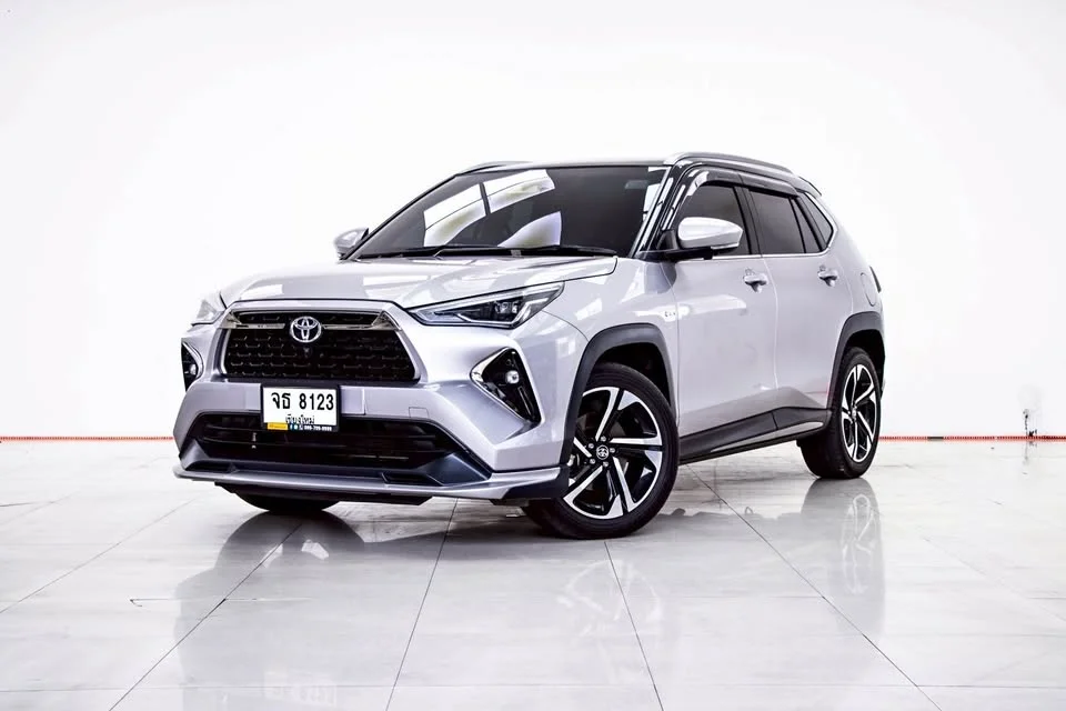 2024 Toyota Yaris Cross AC200 2