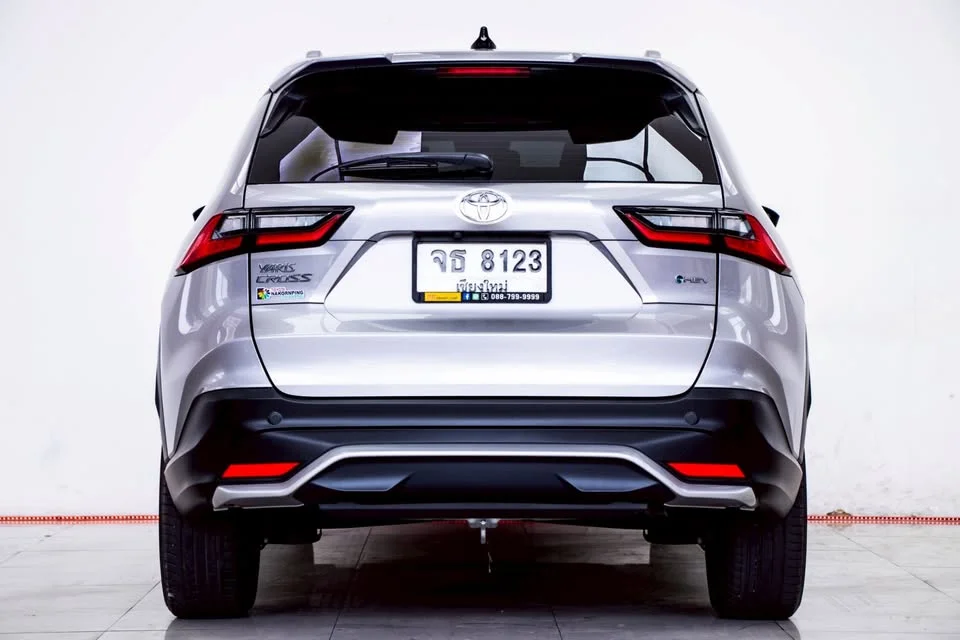 2024 Toyota Yaris Cross AC200 3