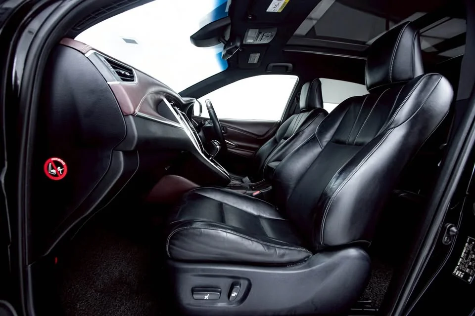 2014 Toyota Harrier III 2