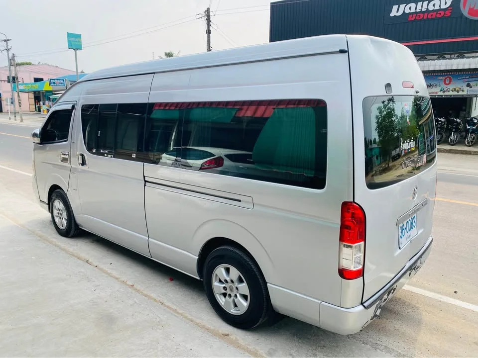 2008 Toyota Commuter V (H200) 3