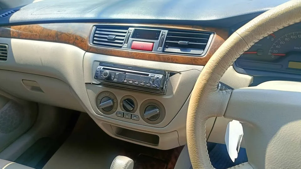 2005 Mitsubishi Lancer VIII 2