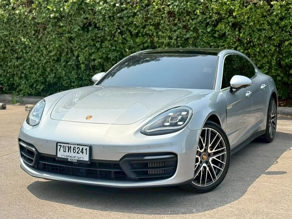 2021 Porsche Panamera II 2