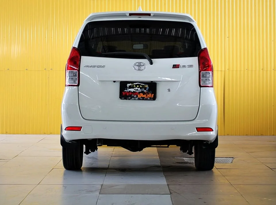 2012 Toyota Avanza II 3