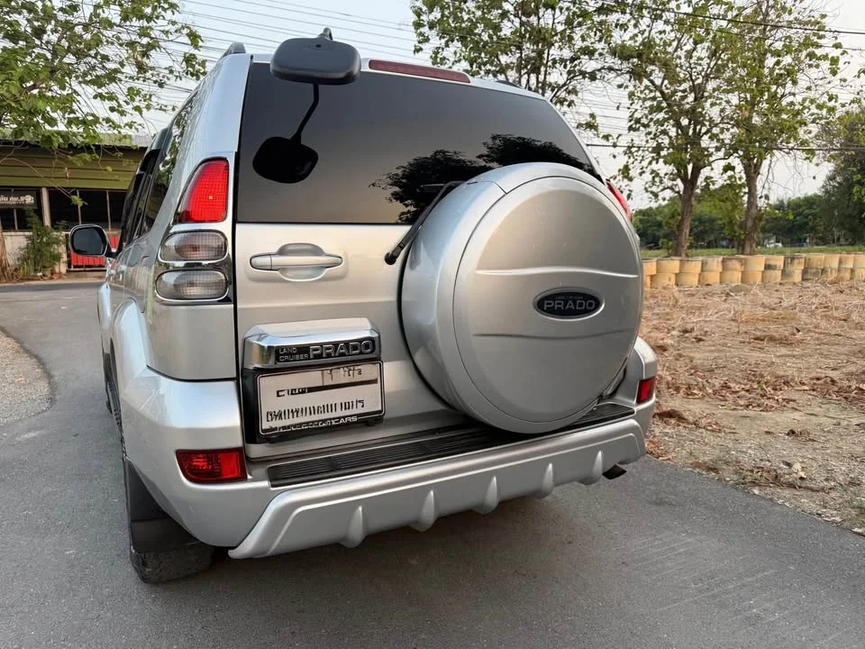 2004 Toyota Land Cruiser Prado J120 2