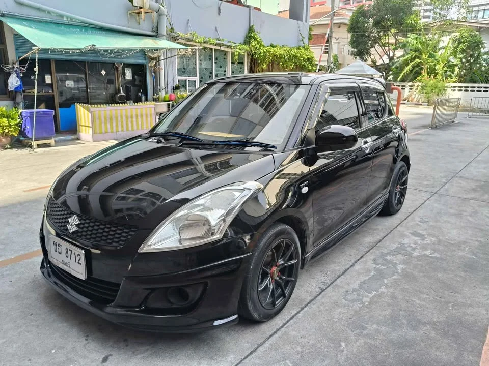 2013 Suzuki Swift II 2