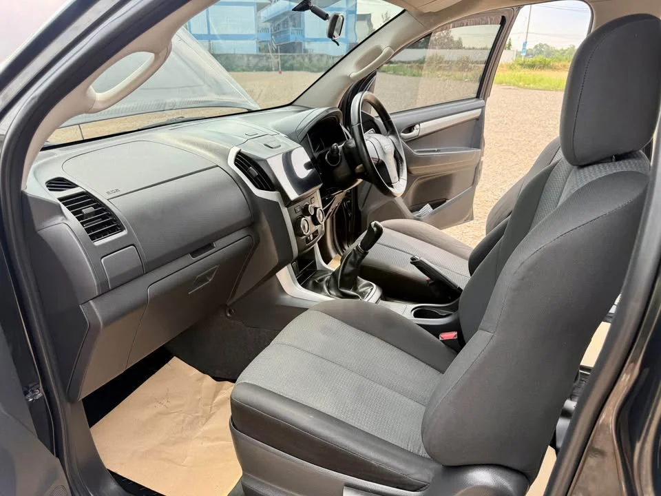 2015 Isuzu D-Max II (RT) 2