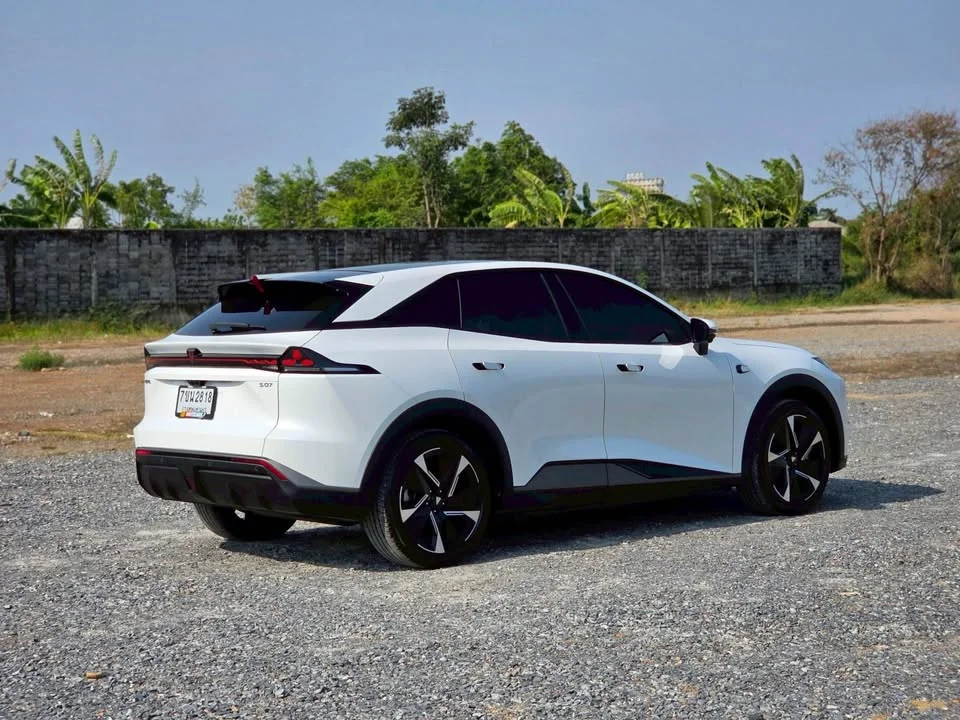 2024 Deepal S07 2