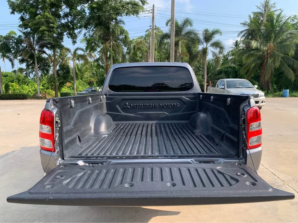 2018 Mitsubishi Triton V 3