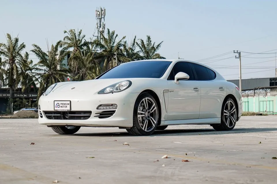 2013 Porsche Panamera I 2