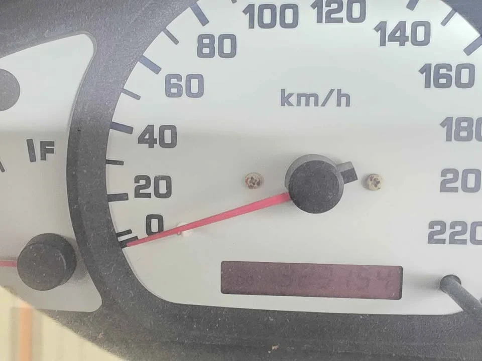 2000 Nissan Sunny IV 2