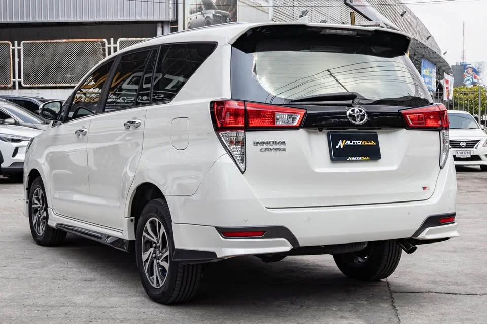 2022 Toyota Innova II 3