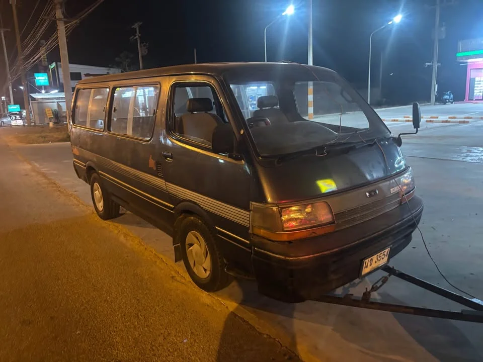 Toyota Commuter IV (H100) 2