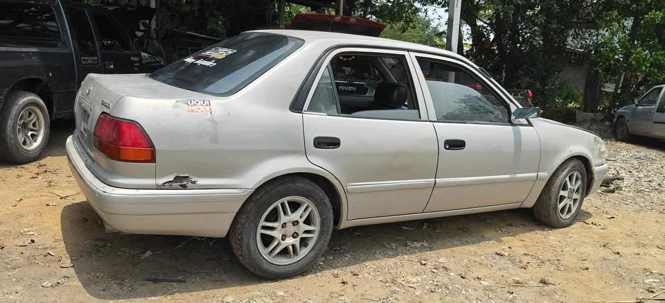 1996 Toyota Corolla Altis VIII (E110) 2