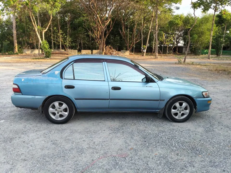 1993 Toyota Corolla Altis VII (E100) 2