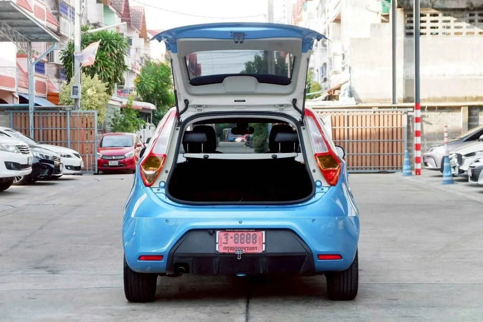 2015 MG 3 II 3